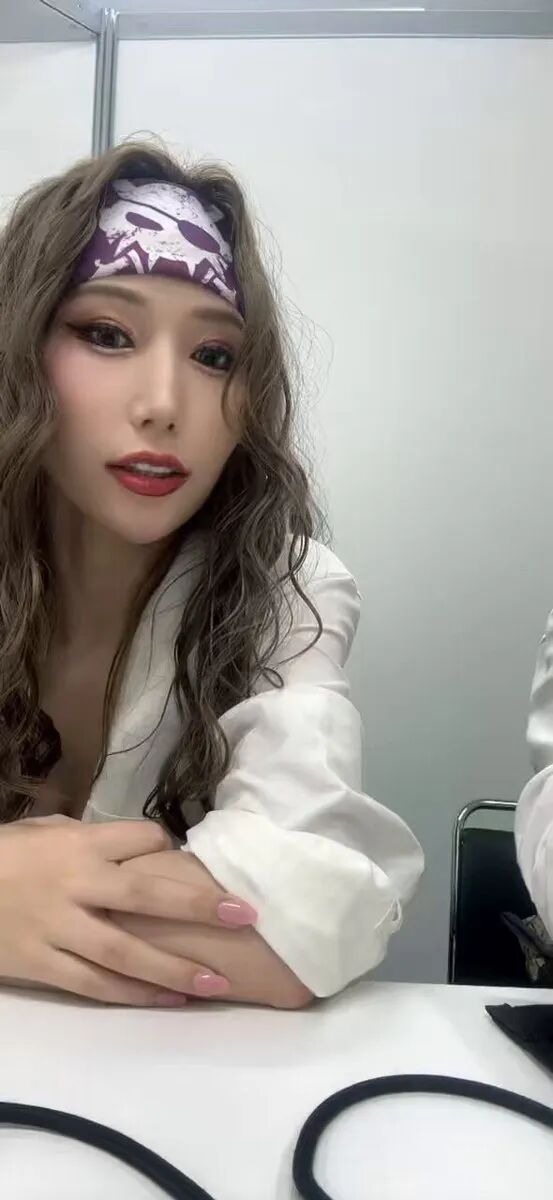 佐山爱：H级大灯与引退倒计时，吃瓜群众速来