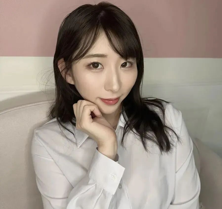 宝田萌奈美：从美术高材生到暗黑时间管理大师，出道作品近700部