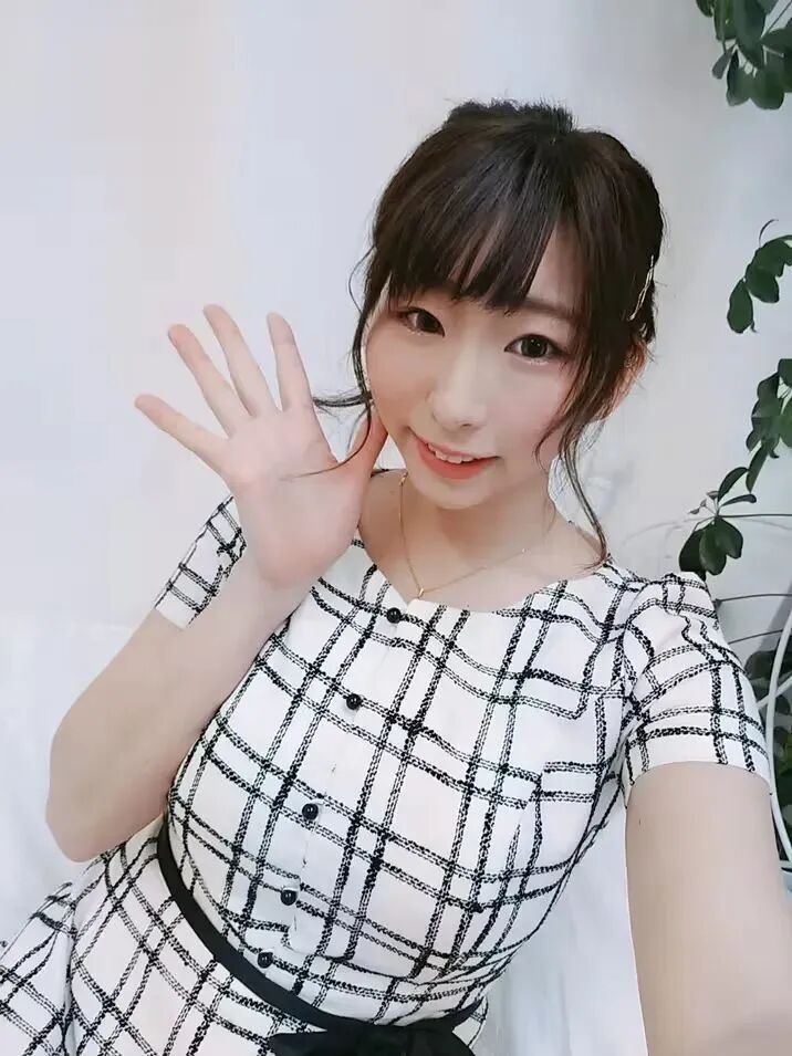 宝田萌奈美：从美术高材生到暗黑时间管理大师，出道作品近700部