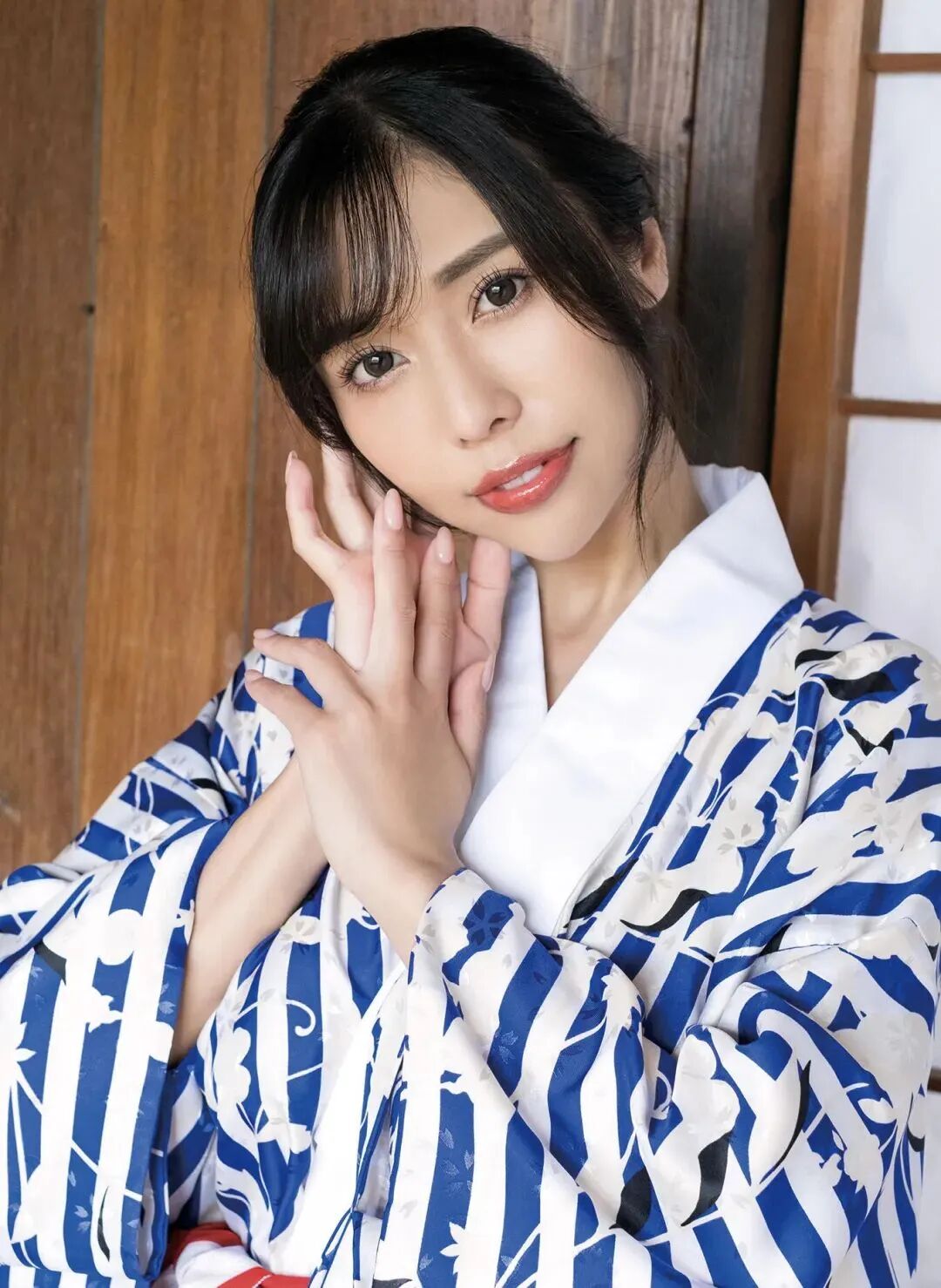 魔鬼身材，荷尔蒙爆表的美女——上羽絢