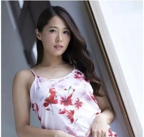 岛国熟女界11大最强AV女神！老司机心中的白石妈妈，这位人妻竟然才23岁！