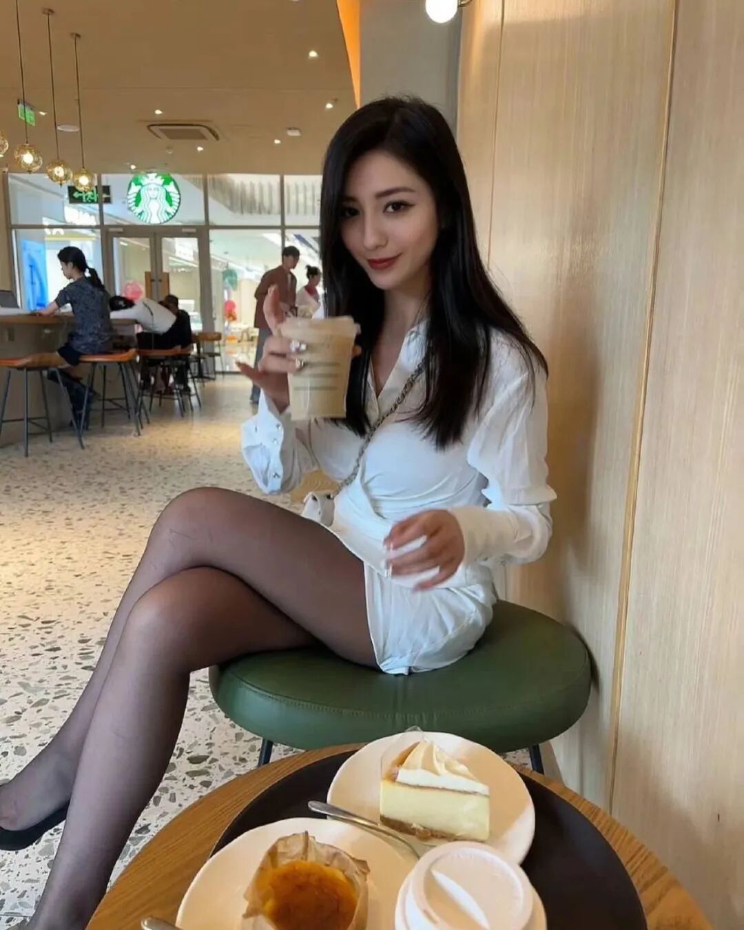 日本最强美腿！腿长1米02，好绝啊