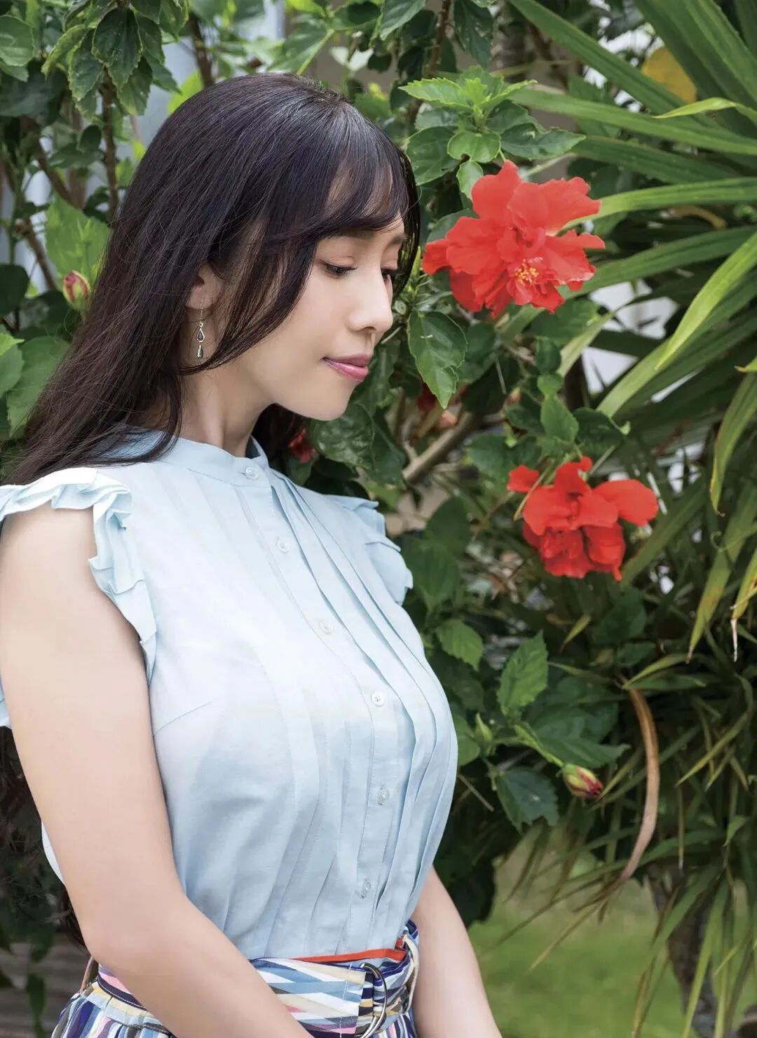 魔鬼身材，荷尔蒙爆表的美女——上羽絢