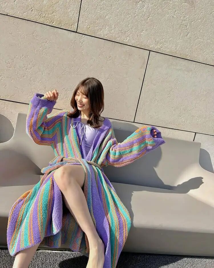 蜜桃女神「山岸绮花」
