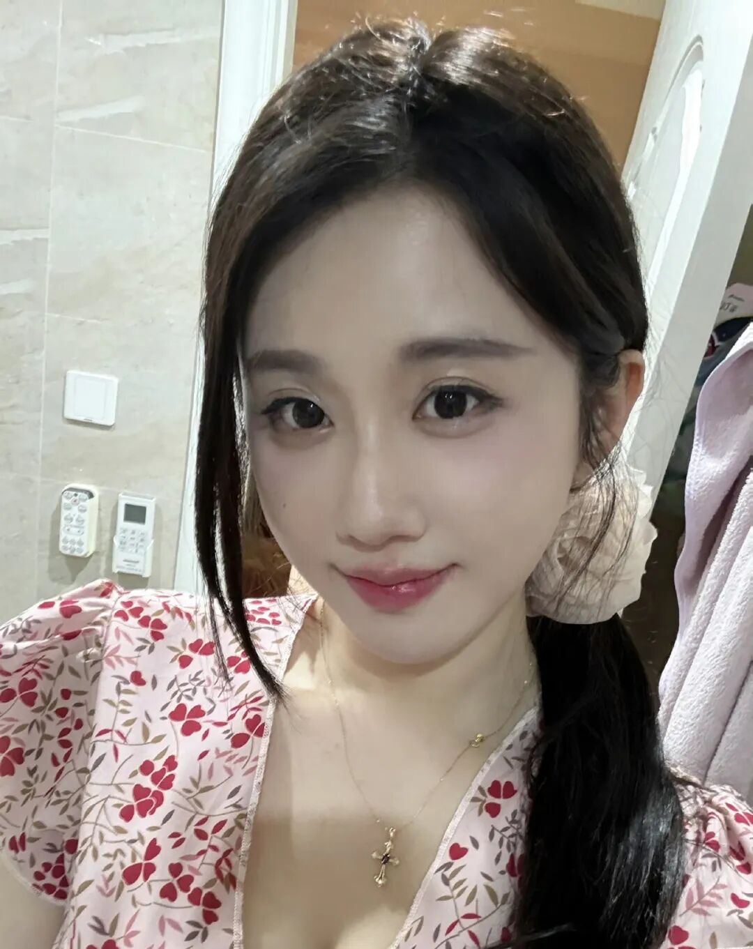 轩子巨2兔直播畅聊两性话题：有的人没啥就炫耀啥，19咋了？感情才是关键
