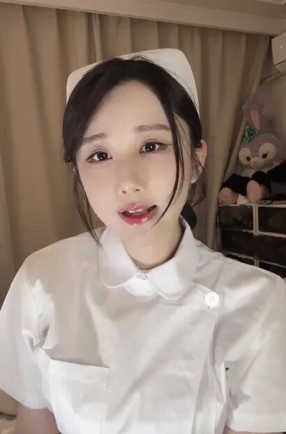 轩子巨2兔直播畅聊两性话题：有的人没啥就炫耀啥，19咋了？感情才是关键