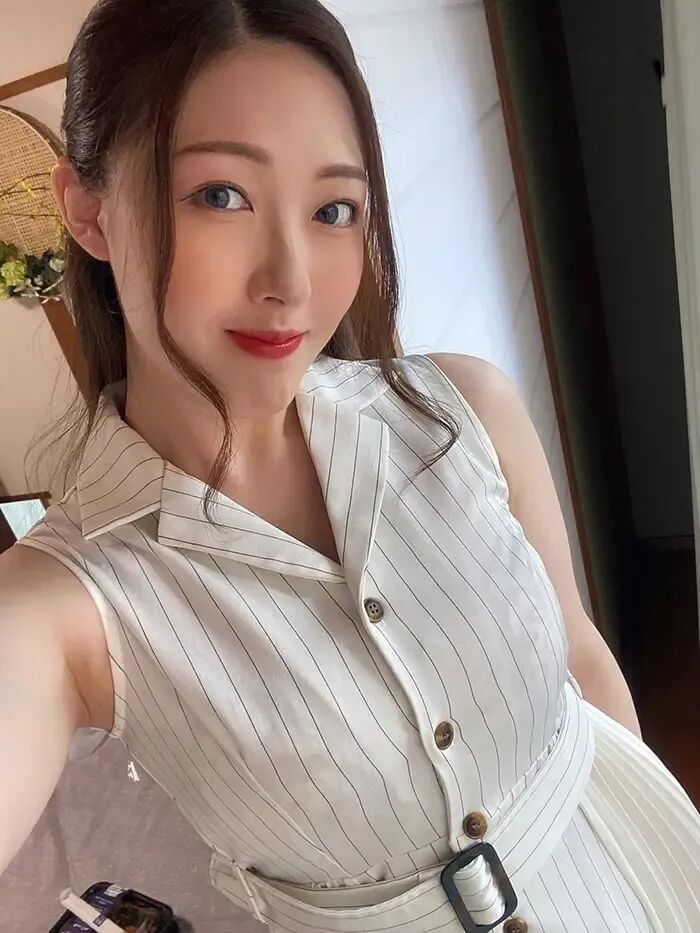 从超大型新人到微胖女神——叶山小百合